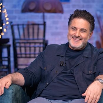 ملحم زين يستذكر خروجه من "سوبر ستار": "بتذكر كيف الناس كسّرت الاستديو"
