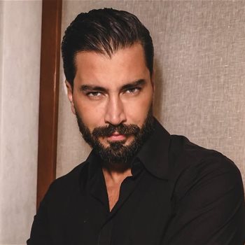 «أي اعتداء على أهلنا بيمسّنا كلنا».. معتصم النهار يتضامن مع السعودية والخليج