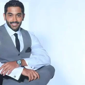 أحمد فلوكس يعلن ارتباطه رسمياً بعد سنوات صعبة.. من هي شريكة حياته الجديدة؟