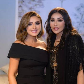 أحلام توثّق زيارة أنغام إلى منزلها لتقديم واجب العزاء بوفاة نجل مبارك الهاجري