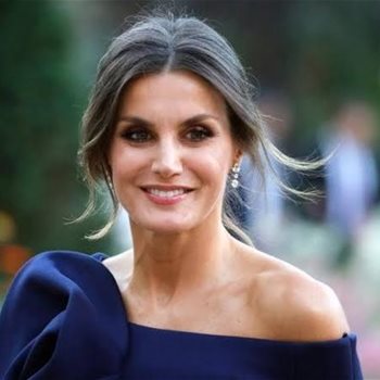 Spain’s Queen Letizia Falls Aboard Fishing Boat During Royal Visit, Moment Caught on Camera