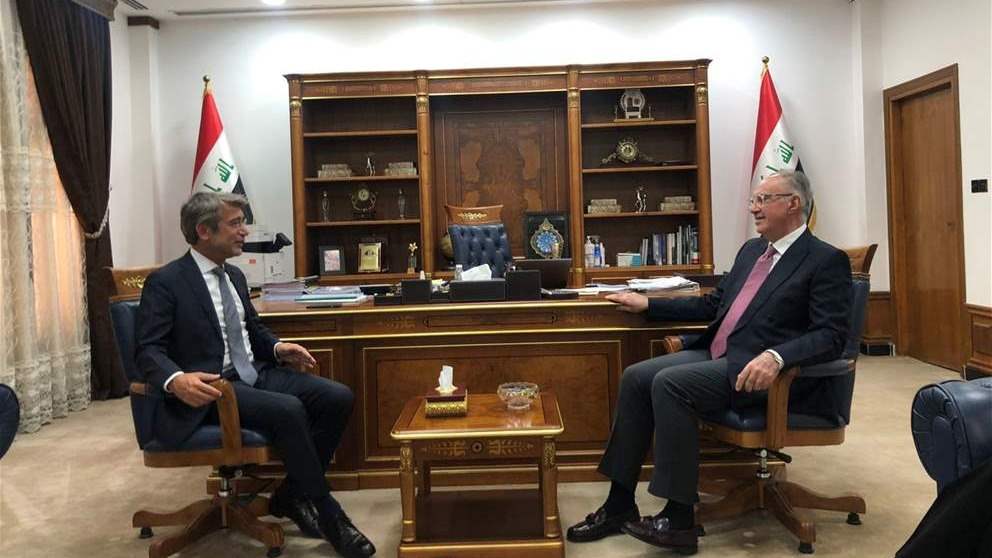 معلومات الجديد : وزير الطاقة وليد فياض يوقع مع نظيره العراقي غدا على نص الاتفاق الذي يتضمن تزويد لبنان ثلاثة ملايين ونصف مليون طن من النفط 