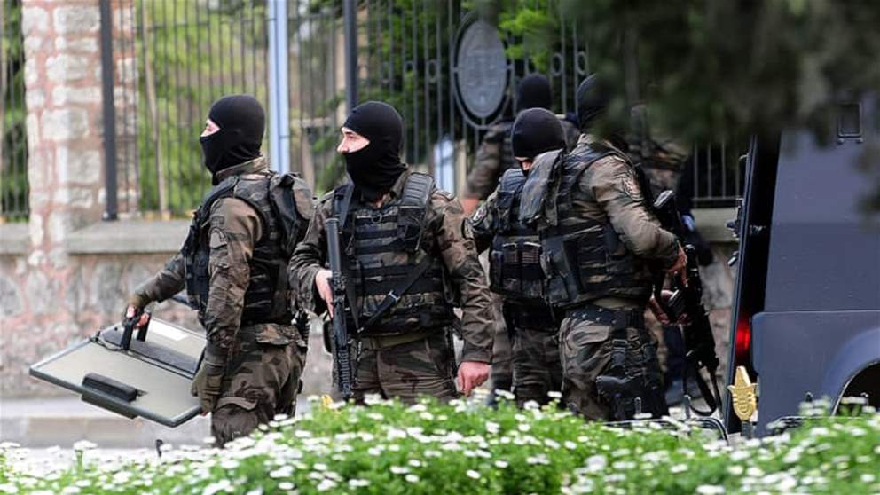 الأمن التركي فجّر حقيبة مشبوهة في شارع في أنقرة 