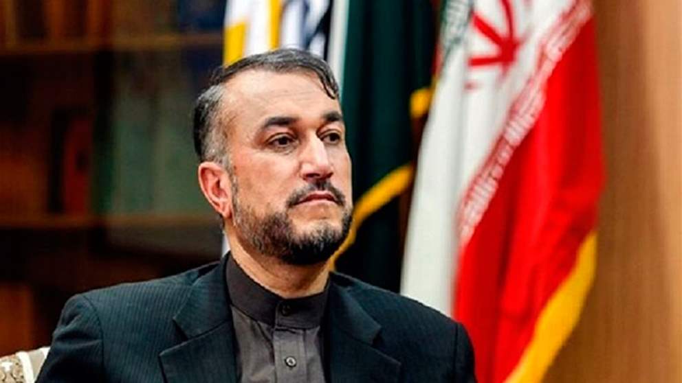وزير الخارجية الايراني غادر جدة متوجهاً إلى طهران 