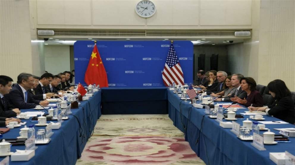 وزيرة التجارة الأميركية تبدأ زيارة للصين تستمر حتى الأربعاء