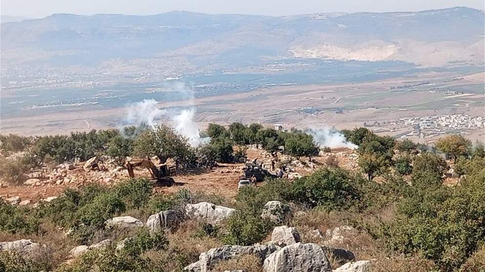  قنابل دخانية وصوتية من العدو على الجيش اللبناني في مزرعة بسطرة والأخير يرد