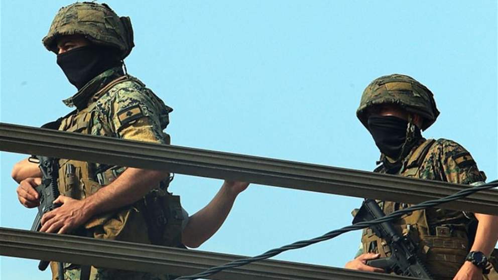 سوريين دخلوا لبنان عبر معابر غير شرعية بقبضة الجيش اللبناني 