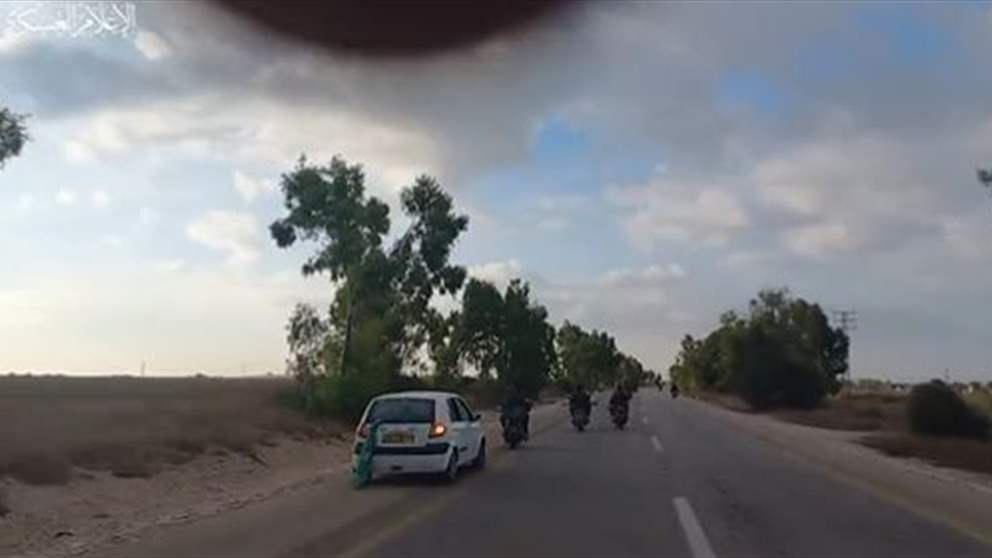 بالفيديو - مشاهد من سيطرة مقاتلي كتائب القسام على قاعدة "رعيم" العسكرية لقوات الاحتلال