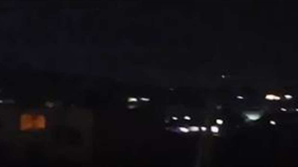 خاص "الجديد" -  فيديو يوثق قصف ثكنة إسرائيلية على الحدود بالقرب من بلدة رميش  