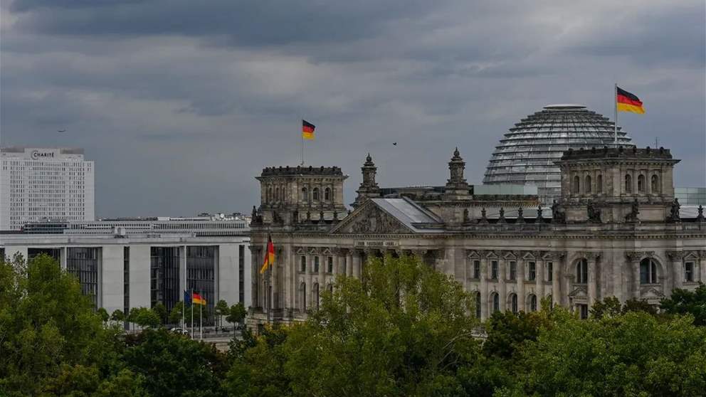 ألمانيا تعتمد إجراءات جديدة تشدد القيود على المهاجرين