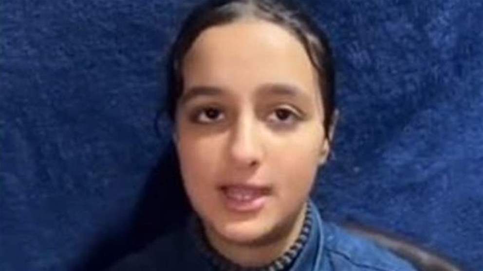 "كنت مع اهلي وفجأة ما لاقيتهم قدامي "... بالفيديو - طفلة فلسطينية تتحدث عن تفاصيل انتشالها من تحت ركام منزلها