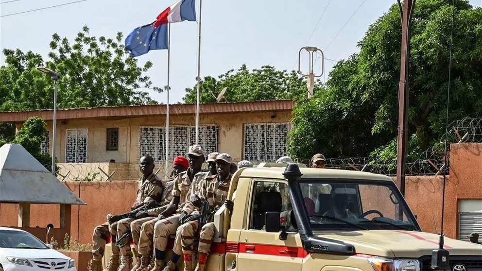 فرنسا تقرر إغلاق سفارتها في النيجر "لفترة غير محددة"