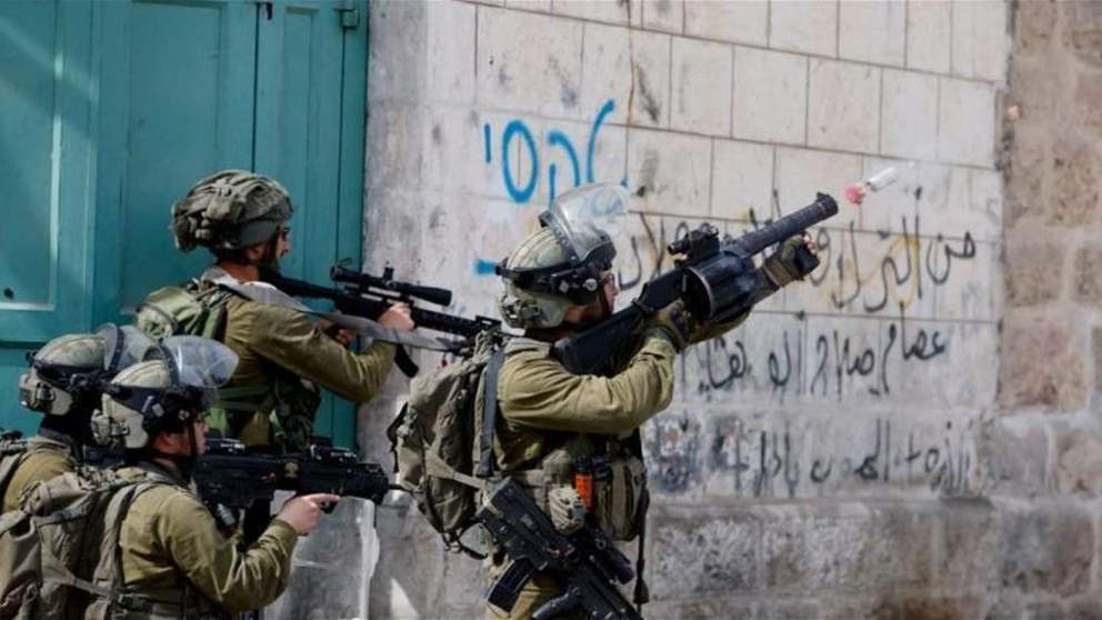 الإحتلال إعتقل 4860 فلسطينياً بالضفة منذ السابع من تشرين الأول 