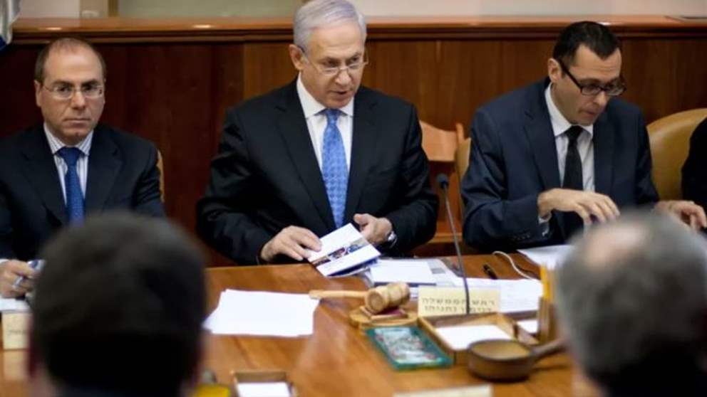"التايمز": حكومة الحـر ب الإسرائيلية على وشك الإنهيار