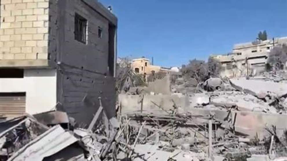 بالفيديو - آثار الدمار في بلدة بليدا الجنوبية جراء الغارة الإسرائيلية المعادية التي استهدفتها امس