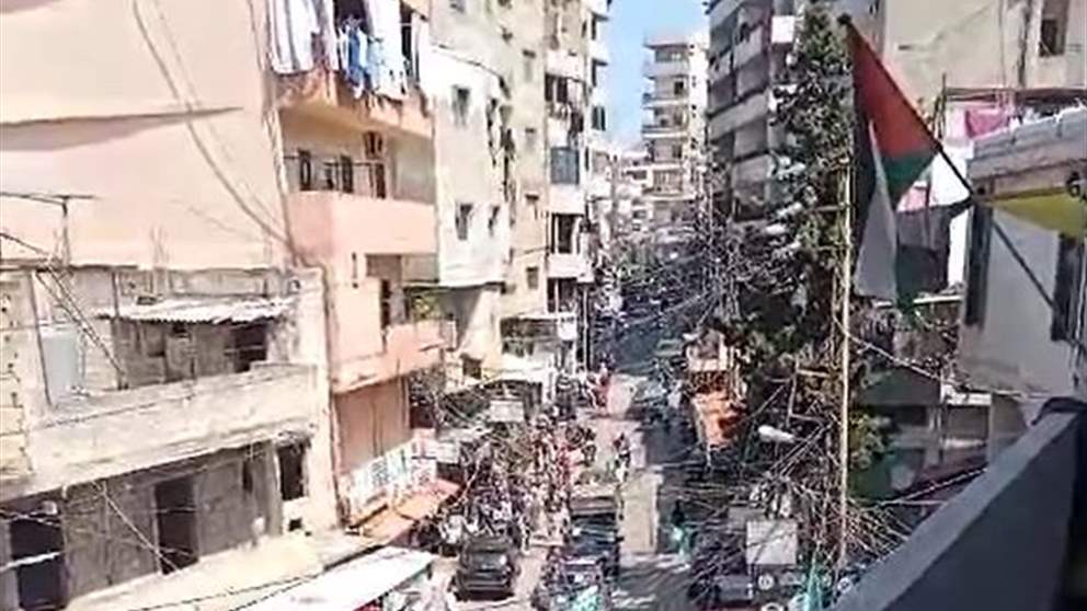 بالفيديو - إستشهد في الجنوب.. تشييع أحد عناصر "الجهاد الإسلامي" في البداوي