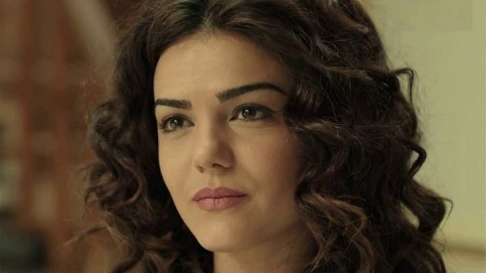 الممثلة السورية دانا مارديني تعلن اعتزالها: لن اعمل بعد الآن ! 