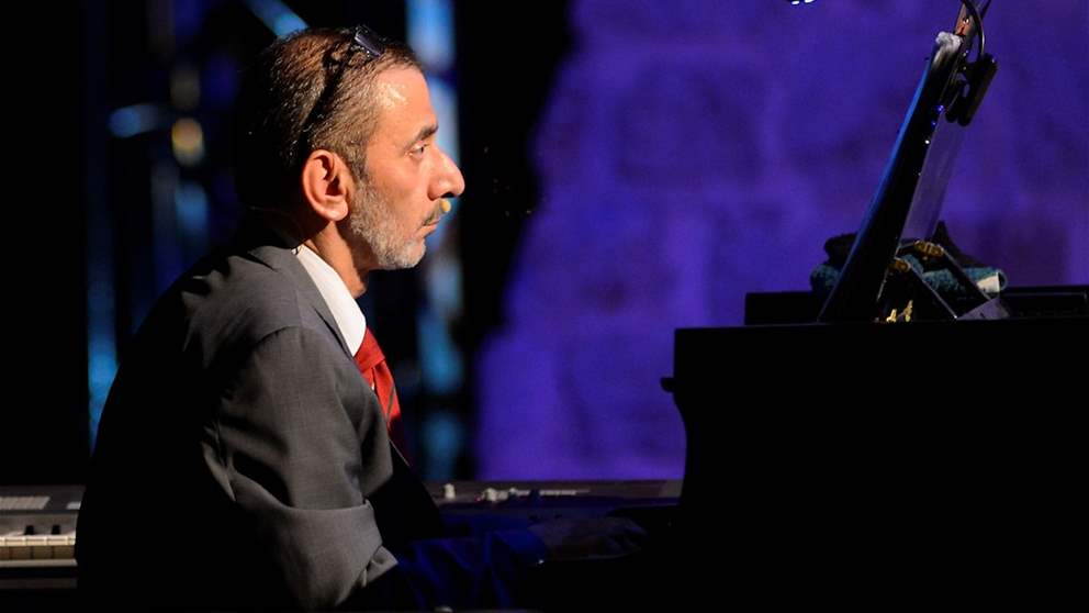 سلاف فواخرجي وديمة قندلفت ومعتصم النهار ينعون زياد الرحباني بكلمات مؤثرة