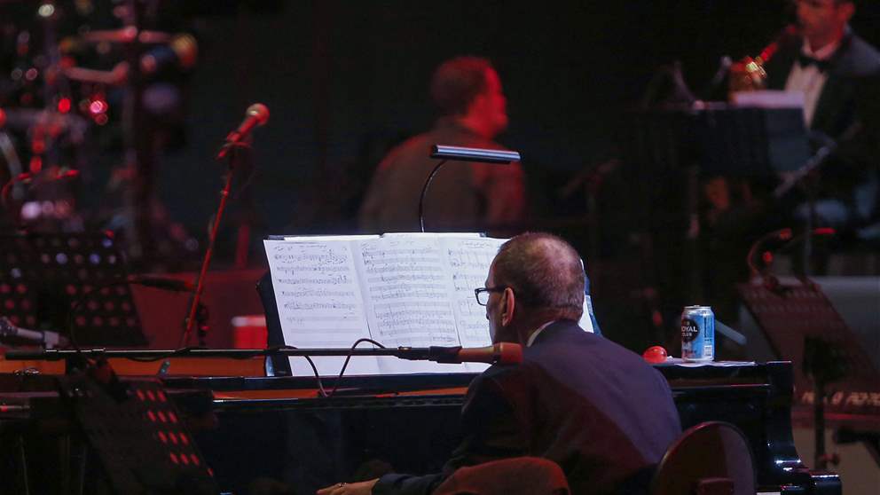 حزب الله معزياً بالرحباني: سيبقى منارة أمل للأجيال القادمة 