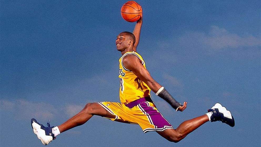 بيع حذاء كوبي براينت مقابل مبلغ ضخم