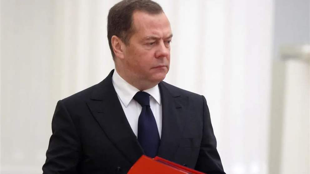 ميدفيديف يرد على"مهلة ترامب": لسنا إيران