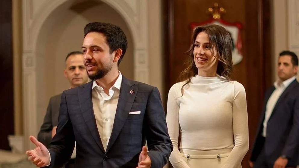  الأمير الحسين والأميرة رجوة يكرمان أوائل الثانوية العامة 