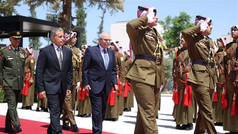 رئيس الوزراء الأردني بعد لقائه سلام: نقف دائمًا إلى جانب لبنان وندعم سيادته