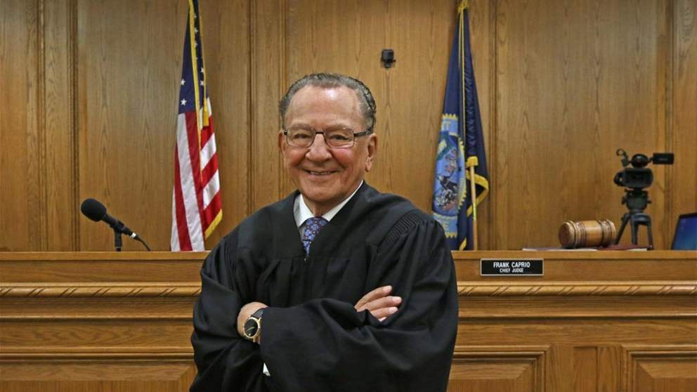 فيديوهات مؤثرة لـ "القاضي الرحيم" فرانك كابريو مع العرب