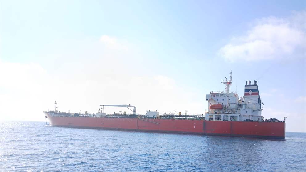 الى كهرباء لبنان.. ناقلة نفط كويتية مجاناً