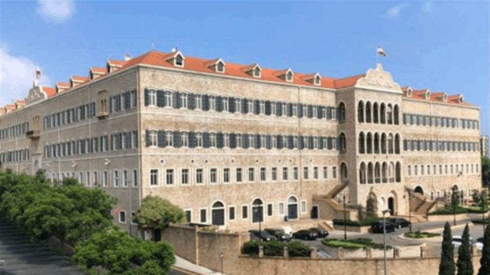 نائب في "حزب الله": أين أنتم يا حكومة السياديين والسيادة؟ 