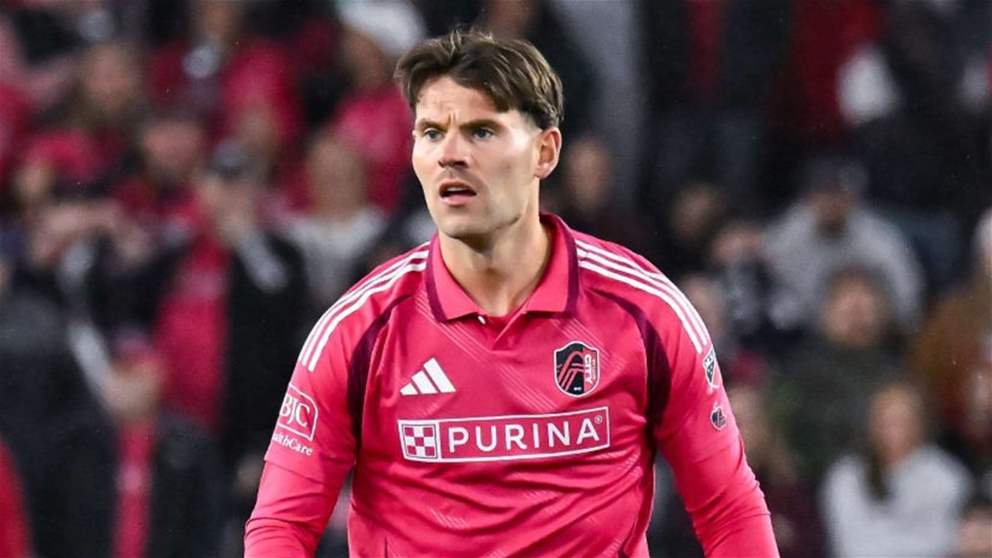 فيديو - مقصيّة رائعة تهز الشباك ولا تمنع هزيمة