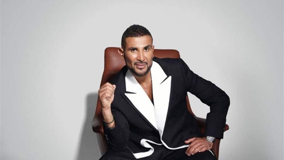 أحمد سعد بموقف طريف مع ابنتيه بعد عودتهما للمدرسة