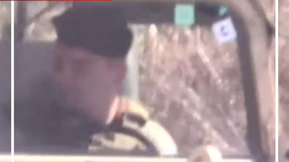 تسليم السلاح في البداوي.. والشاحنة الأولى "شبه" فارغة (شاهد الفيديو)