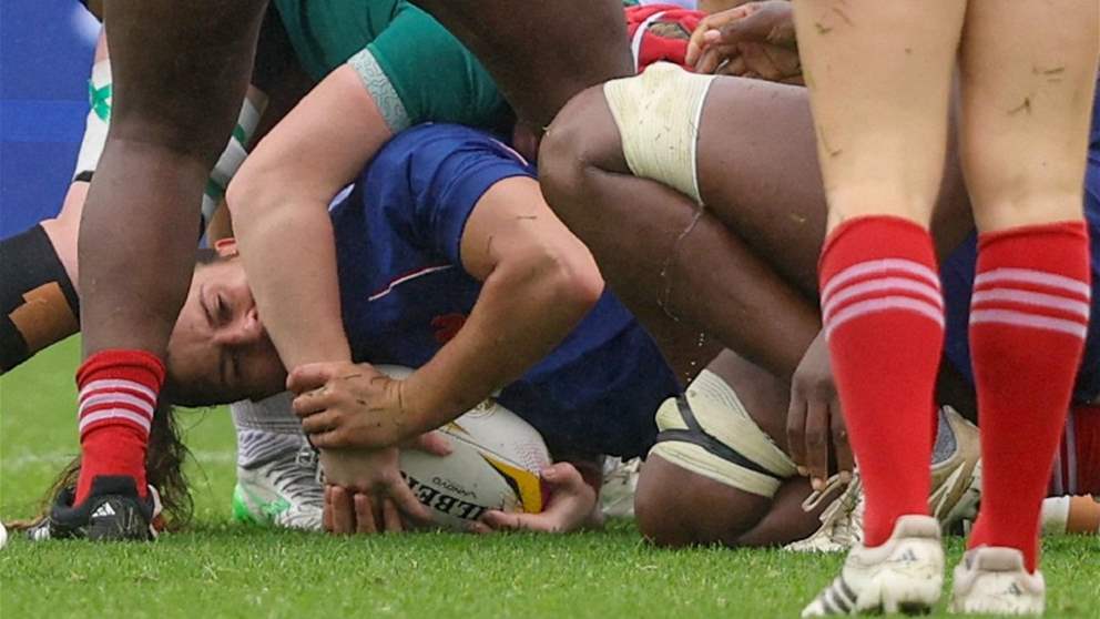 جدل "العضّ" يطغى في نصف نهائي مونديال الرجبي للسيدات