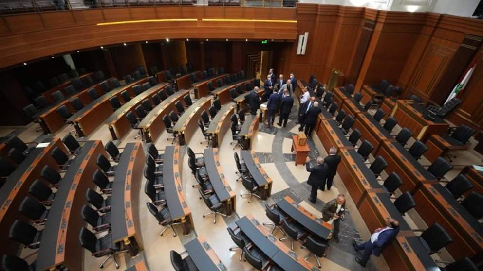 نائب يرد على خامنئي: "لبنان ثروة بس الأكيد بلا حزب الله"