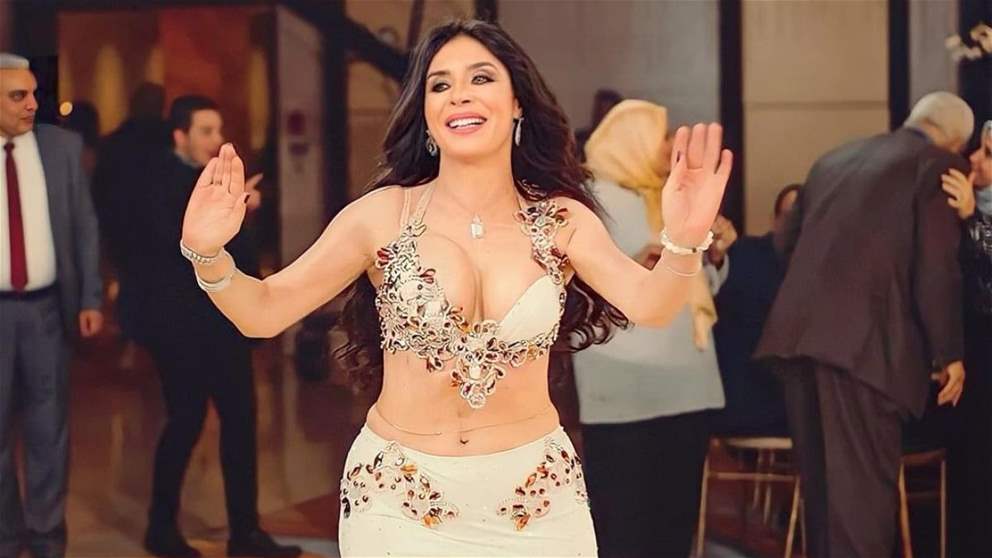 بلاغ رسمي ضد الراقصة دينا بعد افتتاح أكاديمية للرقص الشرقي