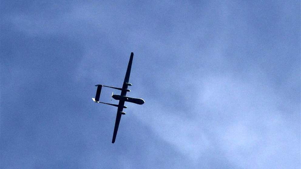 بالفيديو.. بيروت تحت طنين المسيّرات