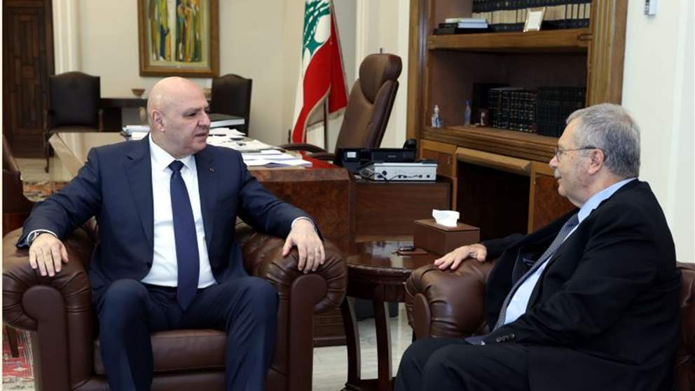 "الموقوفون السوريون" على طاولة عون ومتري