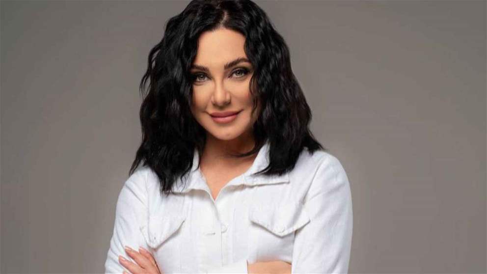 قرار جديد من نقابة الفنانين السورية يمنع عرض أعمال سلاف فواخرجي