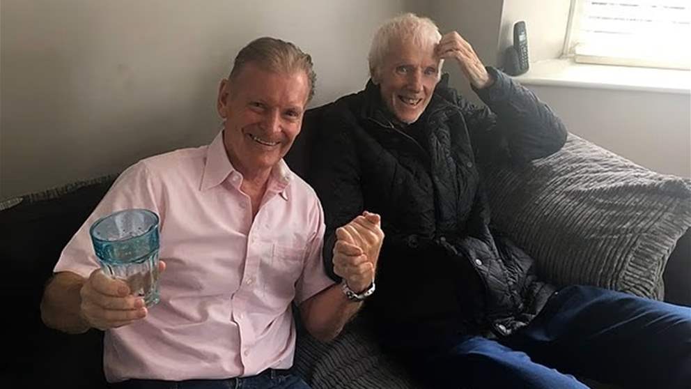 النجم السابق الى الماراثون في عمر 72 لأجل ذكرى صديقه