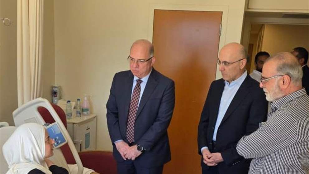 زيارة "وزارية" للجريحة أماني بزي