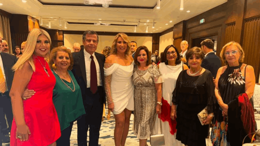 المخرجة المصرية ايناس الدغيدي تدخل القفص الذهبي على عمر السبعين 