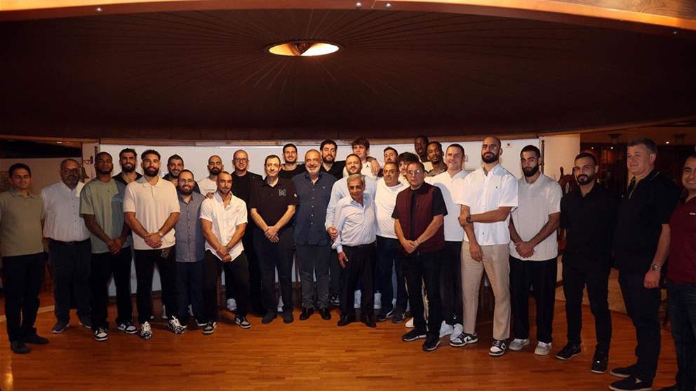 المريميين الشانفيل برئاسة أكرم صفا احتفل بإنجازه في أبوظبي