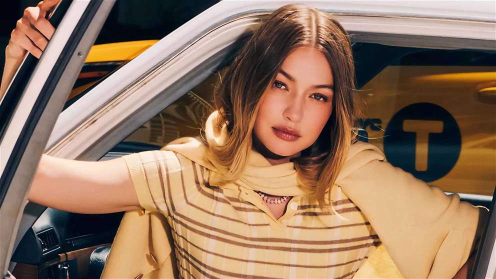 جيجي حديد تبكي وهي تتذكر التنمر في بداياتها مع “فيكتوريا سيكريت” 