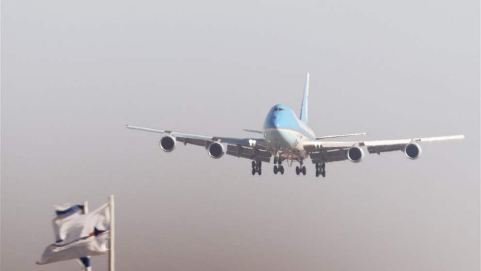  بالفيديو - طائرة ترامب فوق تل ابيب