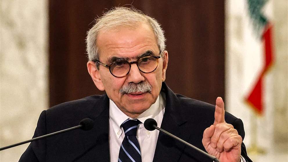 بعد التهديد الإسرائيلي لمزرعاني.. سلام يعلقّ