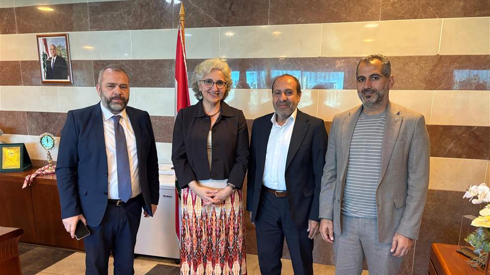  كرامي تبحث واقع التعليم في عكار