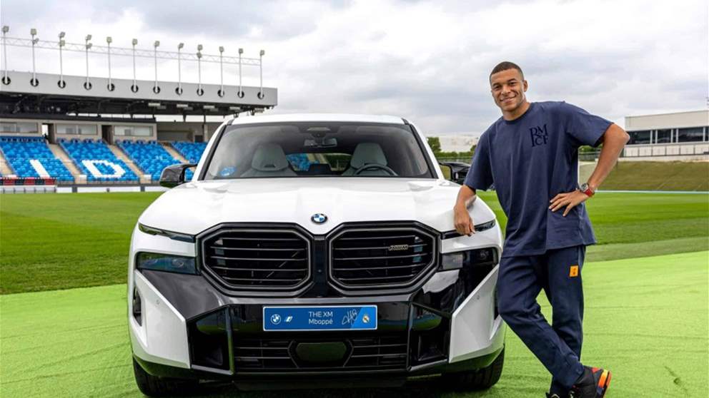 فيديو - نجوم ريال مدريد وسيارات BMW