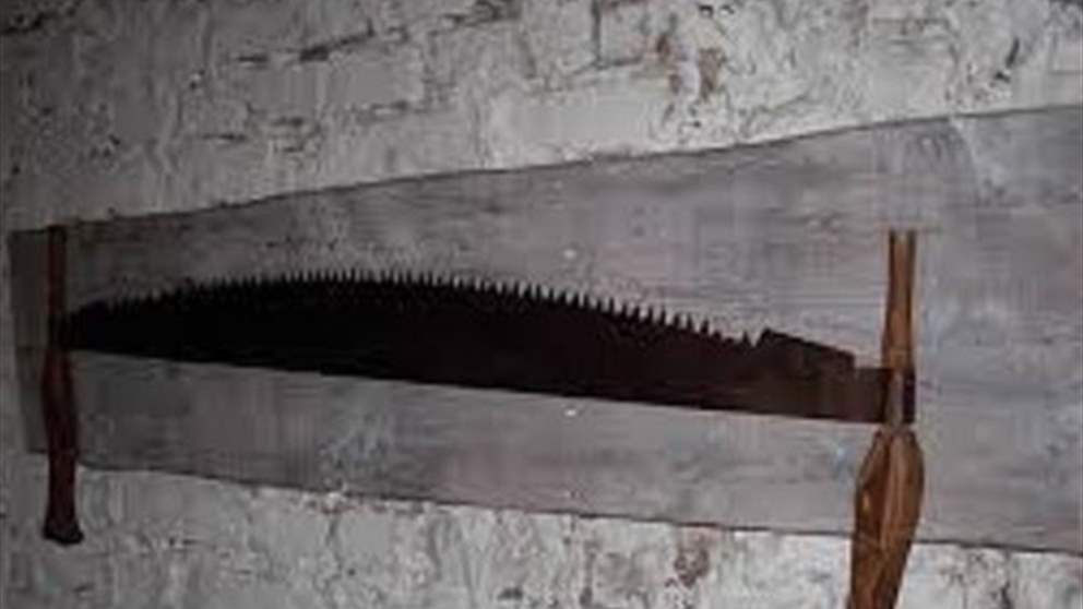 جريمة المنشار.. استدرج صديقه وهذا ما حصل! 