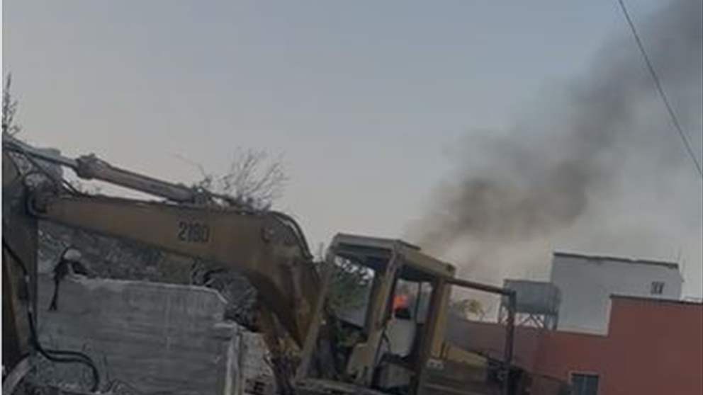 استهداف حفارة في الخيام (فيديو) 